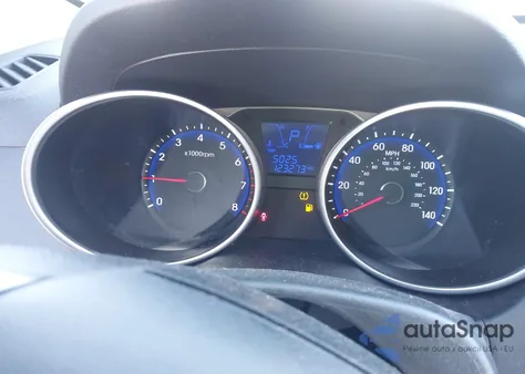 2014 Hyundai Tucson Gls z USA, uszkodzony, nr VIN KM8JTCAF3EU819323